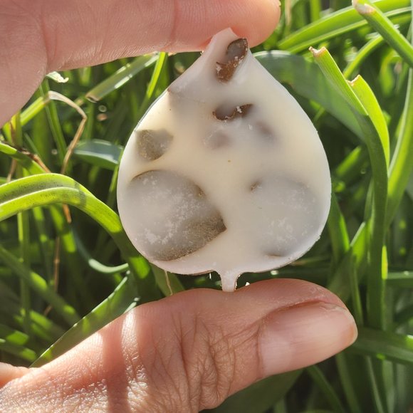 Nature Vibes and Mystic Dreams Wax Melts- Package in a Decorated Kraft Bag - Picture 7 of 7